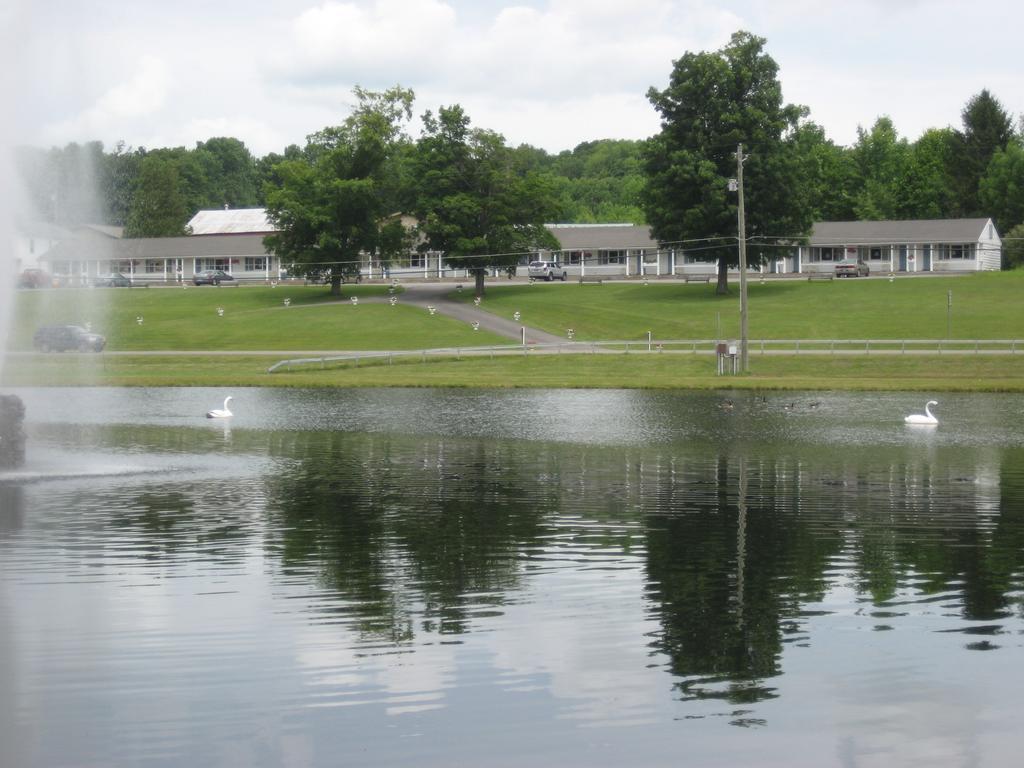 Fountain View Motel Richfield Springs Εξωτερικό φωτογραφία